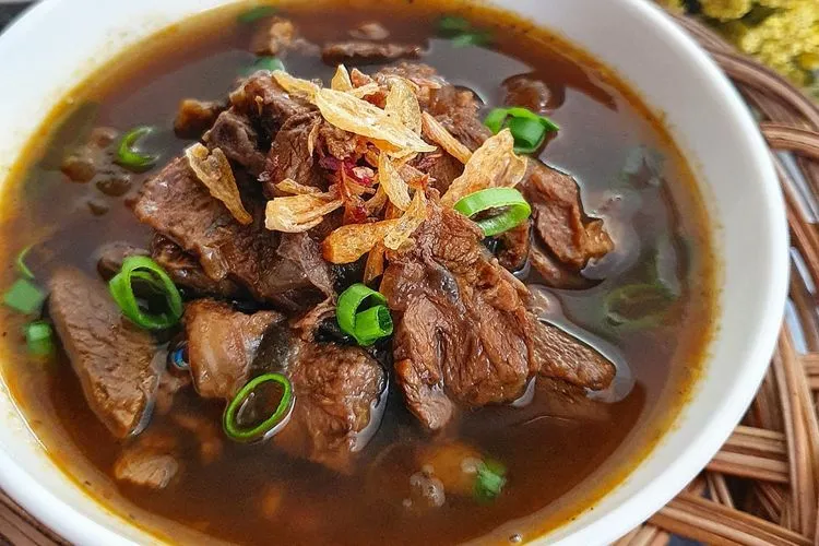 Membuat Kaldu Sapi Rawon