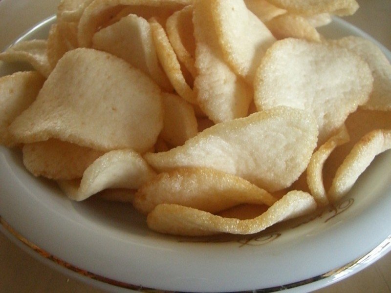 membuat kerupuk ikan