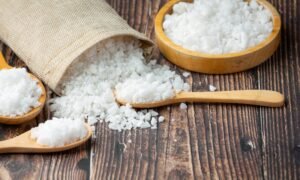 Keunggulan Garam Laut Korea Dibandingkan Garam Meja: 