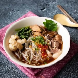 Mengenal Cara Membuat Boat Noodle yang Kaya Rempah: 